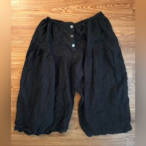 Magnolia Pearl Pants Bloomers Baggy Black Linen Cropped Button Pleated Wide Leg